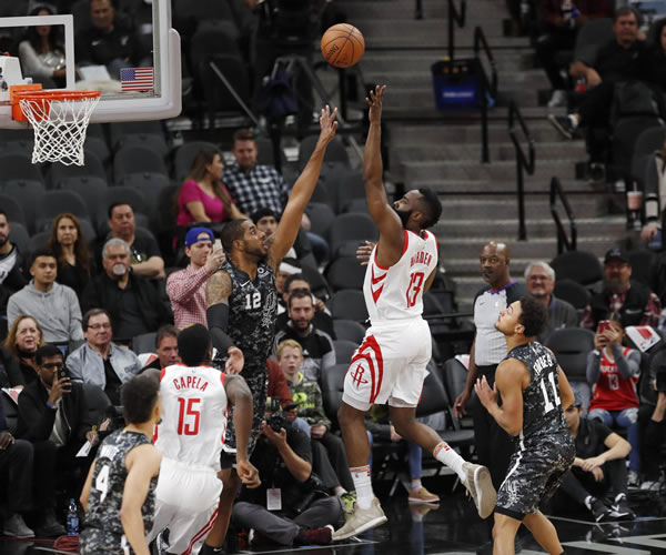 七冠易主，NBA新王朝的碎裂与新生？谁将问鼎？